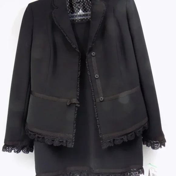 Nipon Boutique "Garden Oasis" 2-Piece Business Suit Black Size 8 NWT - Picture 3 of 16